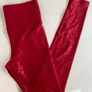 Carbon38 Red Shiny Leopard